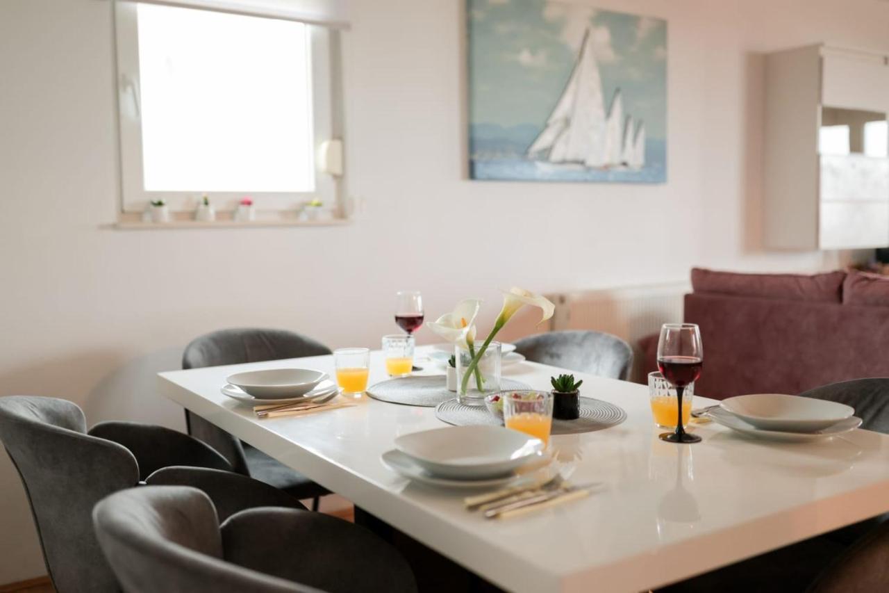Apartman Nika Sa Jacuzzijem 자다르 외부 사진